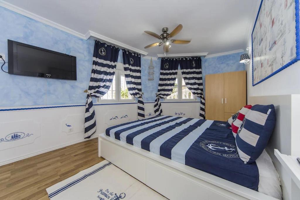 Villa Med Panoramautsikt Med Privat Pool I Calpe, Costa Blanca, Spanien エクステリア 写真